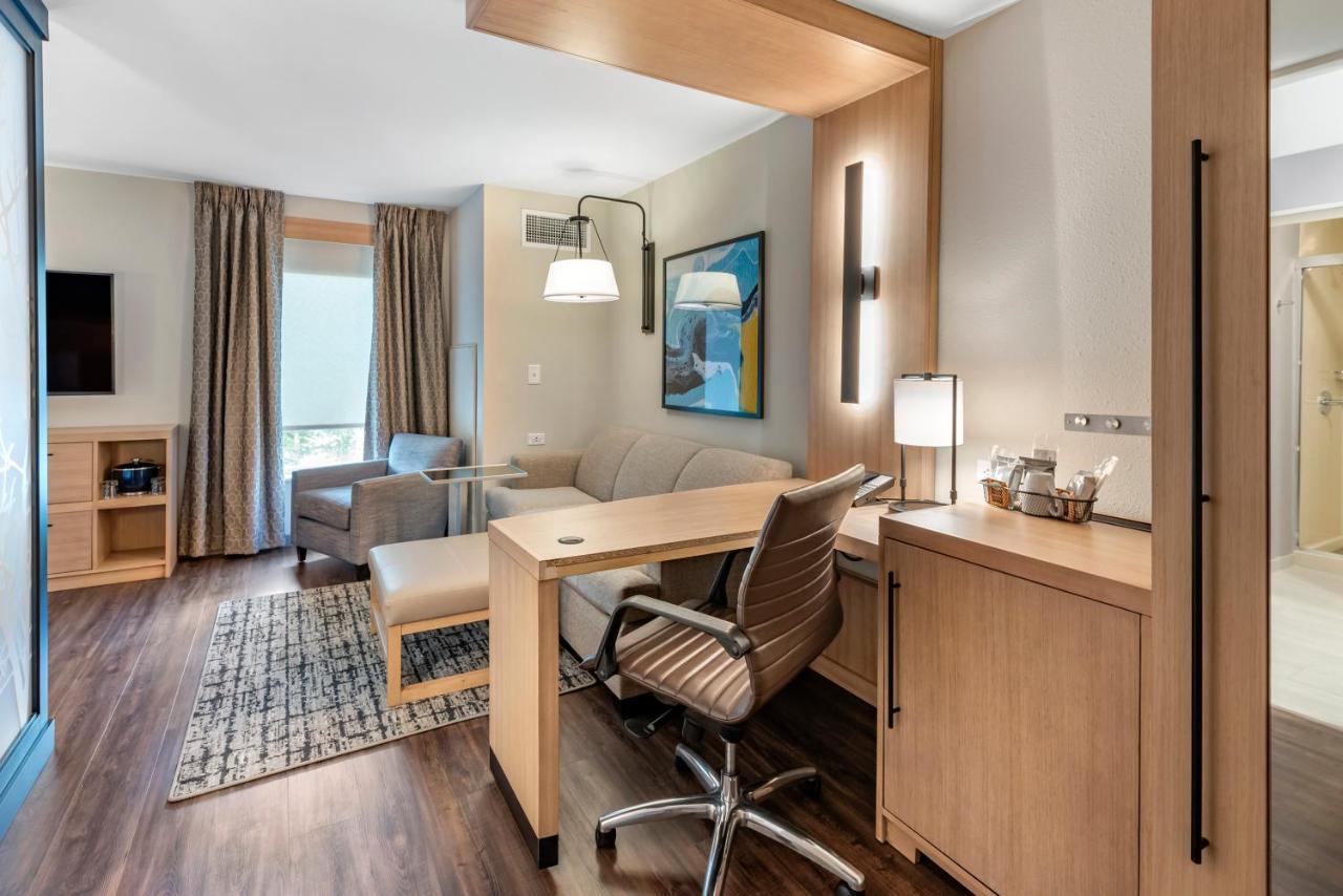 Hyatt Place Indianapolis Кармел Экстерьер фото