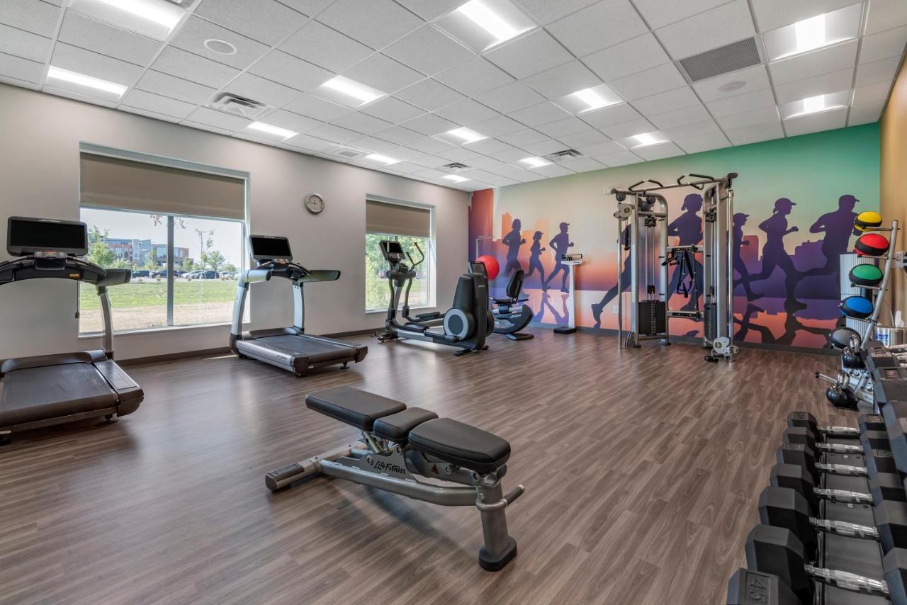 Hyatt Place Indianapolis Кармел Экстерьер фото